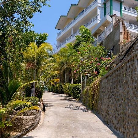 Monte Prundi Hotel Labuan Bajo Zewnętrze zdjęcie