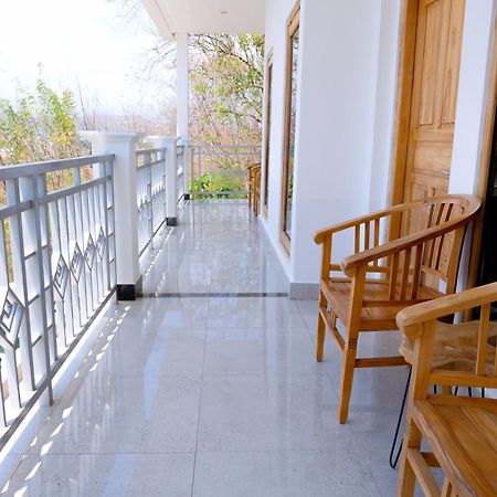 Monte Prundi Hotel Labuan Bajo Zewnętrze zdjęcie