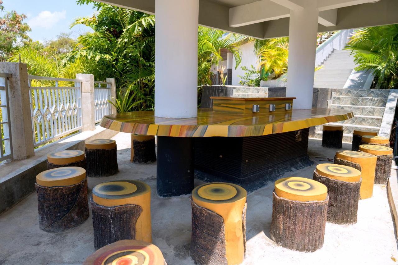 Monte Prundi Hotel Labuan Bajo Zewnętrze zdjęcie