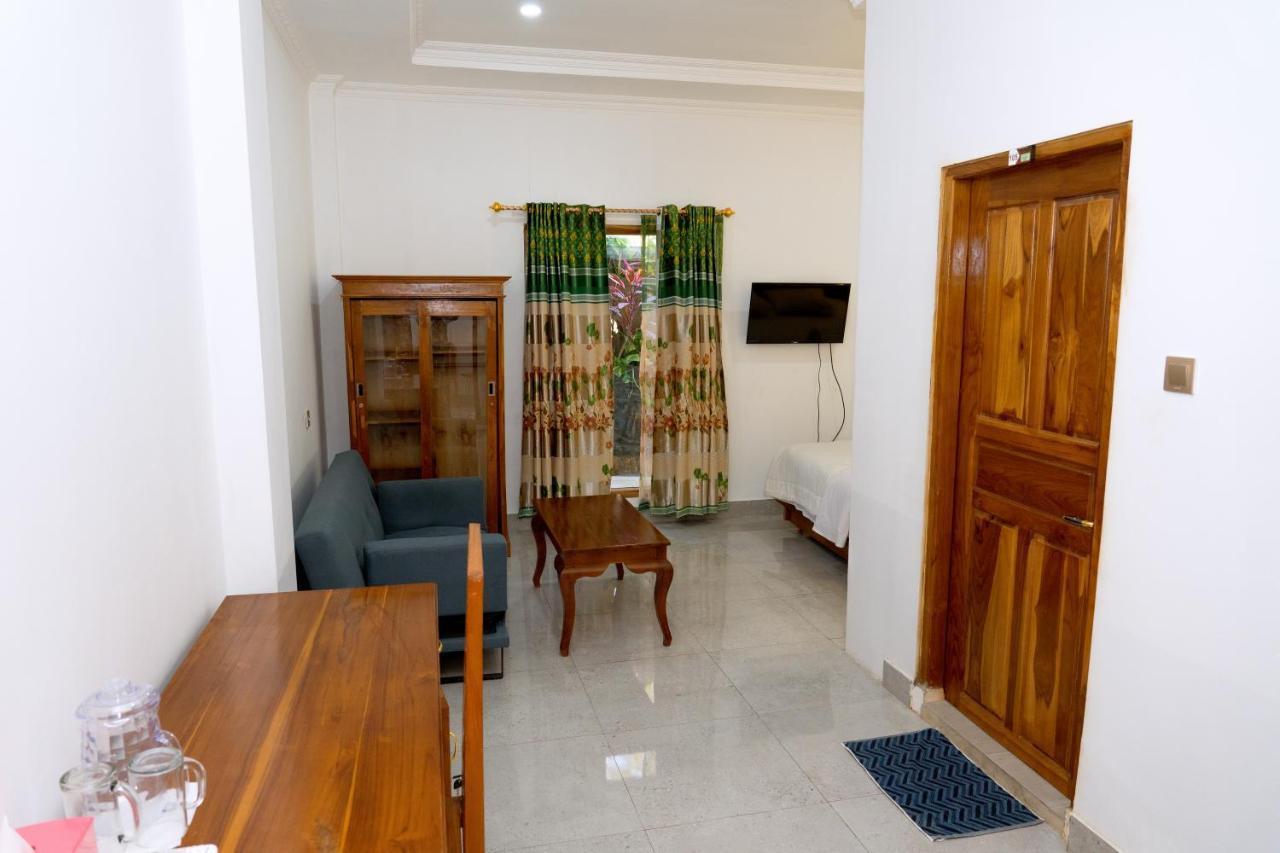 Monte Prundi Hotel Labuan Bajo Zewnętrze zdjęcie