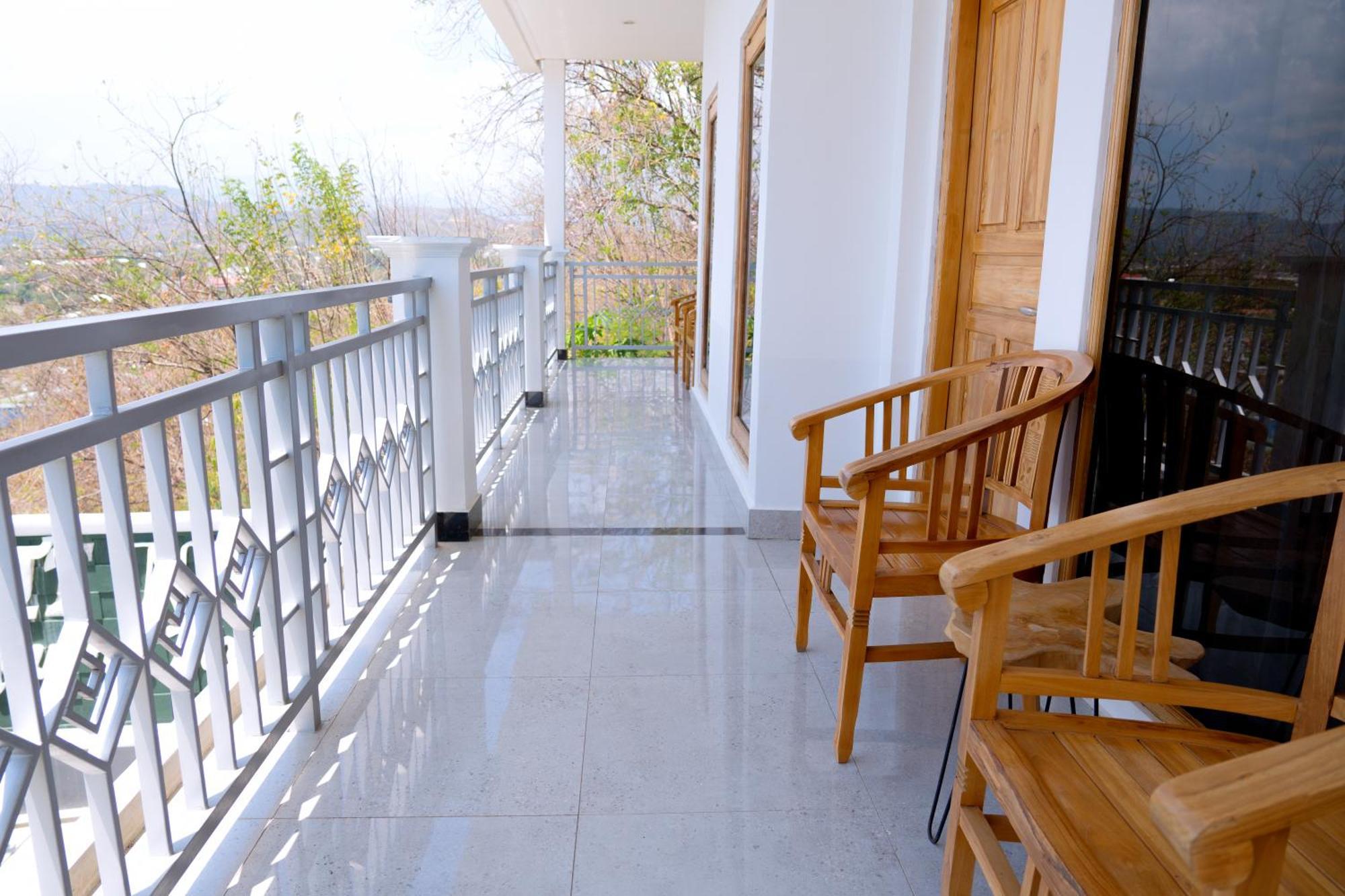 Monte Prundi Hotel Labuan Bajo Zewnętrze zdjęcie